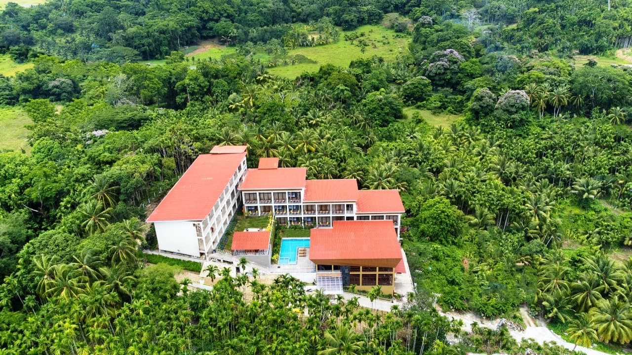 Seahills Resort